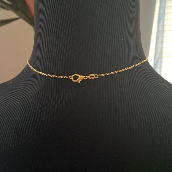 FabulouslyFitted | Pearl & Gold Elephant Charm Necklace - Picture 4 of 4